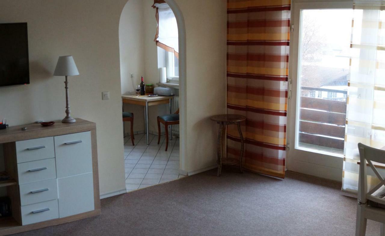 Sunny 1-Room Apartment Near Railway Station Garmisch-Partenkirchen Exterior photo